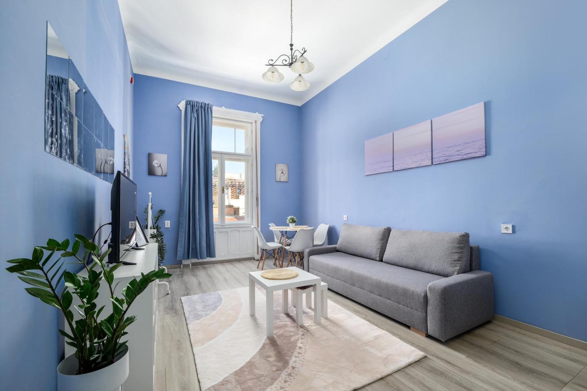 Golbarg Synagoge Apartment In Heart Of City Budapeste Exterior foto